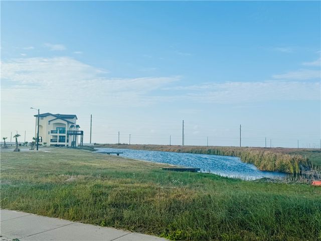 153 Porto Villageo Dr, Port Aransas, TX 78373