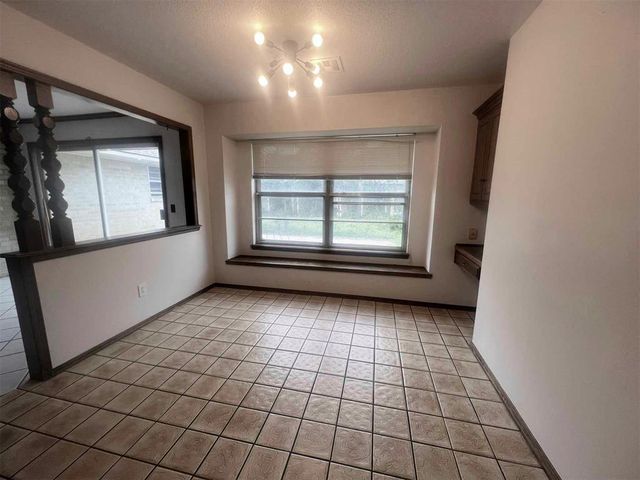 6304 NW 84th Street, Oklahoma City, OK 73132