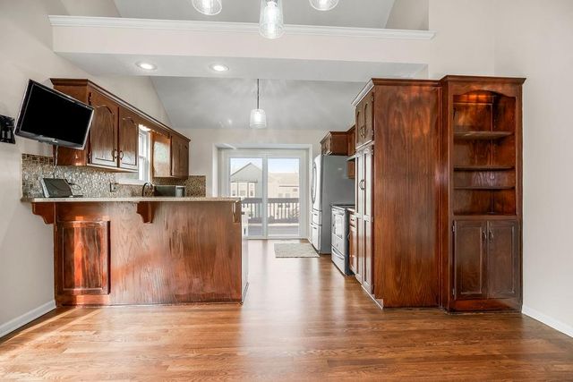 19002 W 160th Street, Olathe, KS 66062