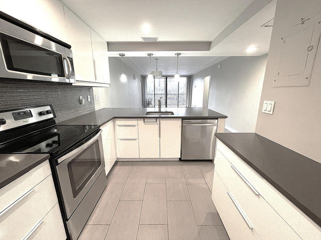 3 Royal Palm Way 2050, Boca Raton, FL 33432