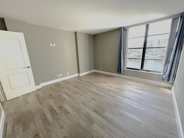 3 Royal Palm Way 2050, Boca Raton, FL 33432