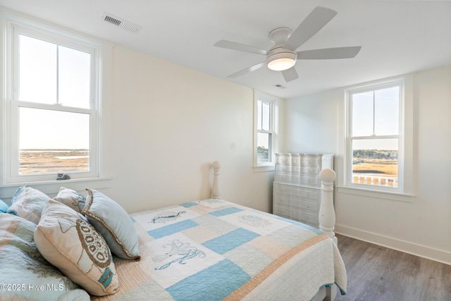 1117 New River Inlet Road, Sneads Ferry, NC 28460