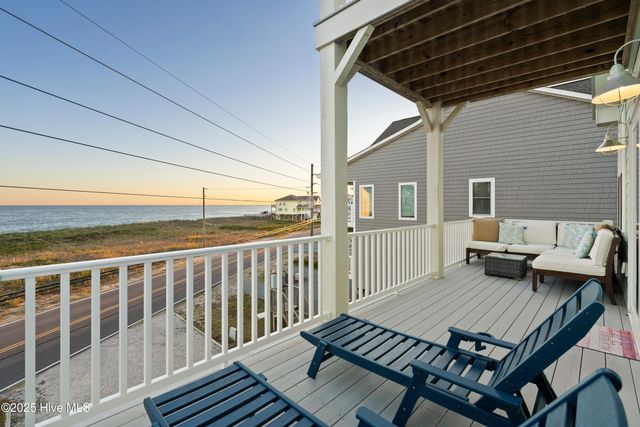 1117 New River Inlet Road, Sneads Ferry, NC 28460