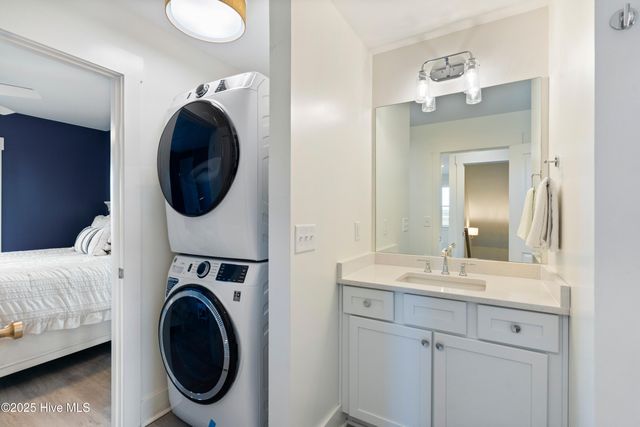 1117 New River Inlet Road, Sneads Ferry, NC 28460