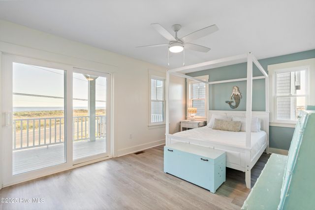 1117 New River Inlet Road, Sneads Ferry, NC 28460