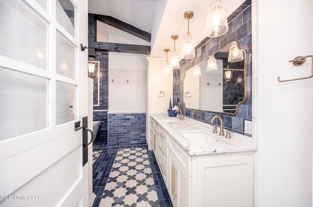 9777 Pointe Aux Chenes Road, Ocean Springs, MS 39564