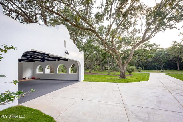 9777 Pointe Aux Chenes Road, Ocean Springs, MS 39564