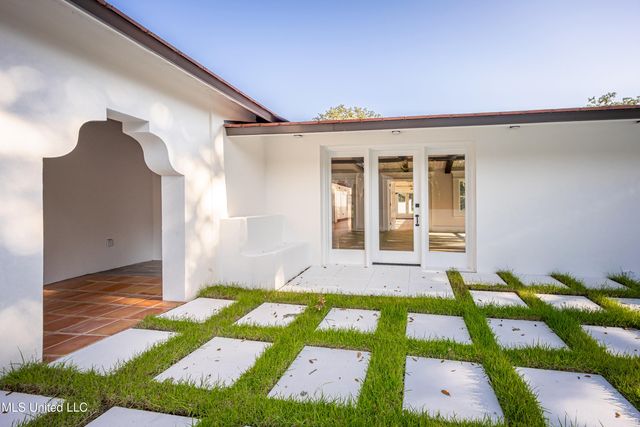 9777 Pointe Aux Chenes Road, Ocean Springs, MS 39564