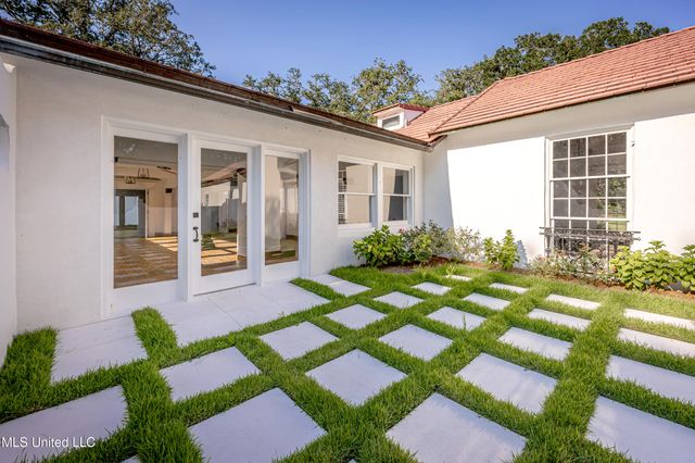 9777 Pointe Aux Chenes Road, Ocean Springs, MS 39564