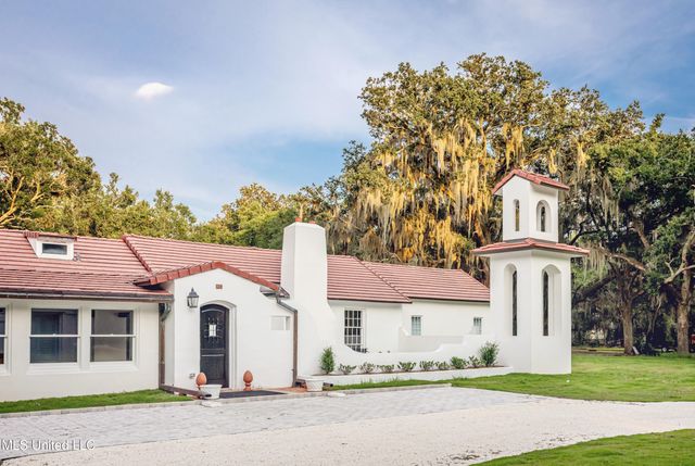 9777 Pointe Aux Chenes Road, Ocean Springs, MS 39564