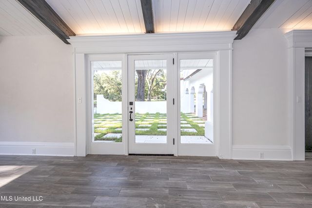 9777 Pointe Aux Chenes Road, Ocean Springs, MS 39564