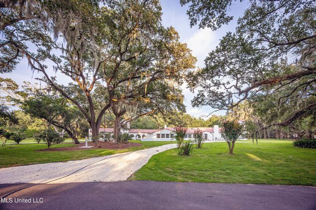 9777 Pointe Aux Chenes Road, Ocean Springs, MS 39564