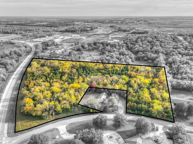 000 Hh Highway, Carterville, MO 64835