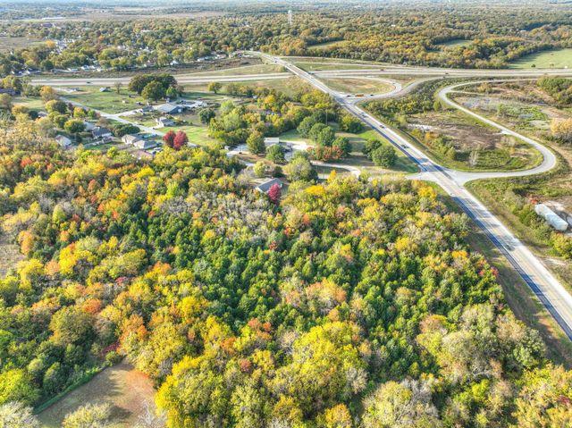 000 Hh Highway, Carterville, MO 64835