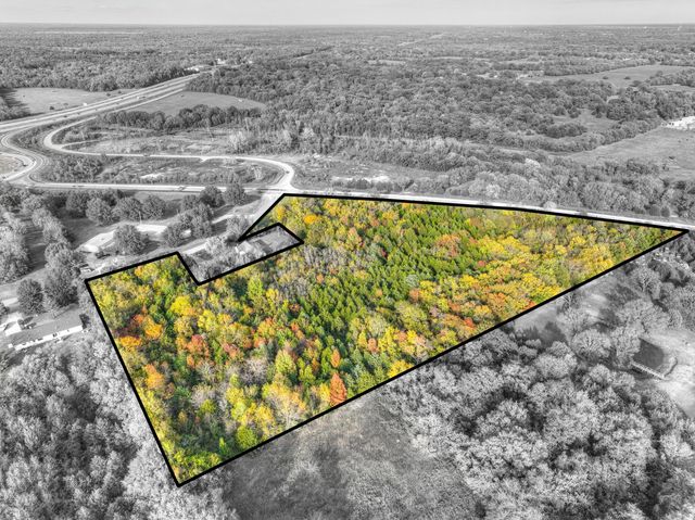 000 Hh Highway, Carterville, MO 64835