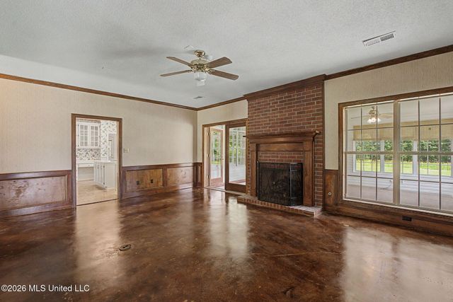 64 Tamim Cove, Byhalia, MS 38611