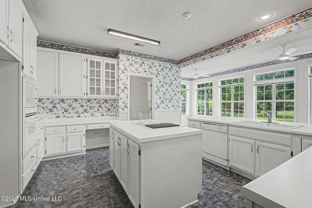 64 Tamim Cove, Byhalia, MS 38611