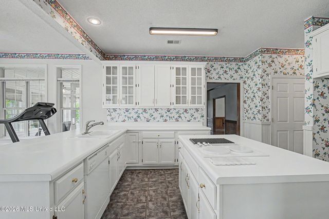64 Tamim Cove, Byhalia, MS 38611