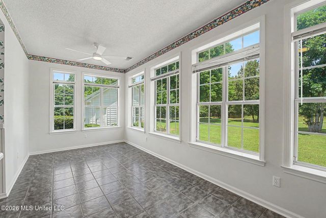 64 Tamim Cove, Byhalia, MS 38611