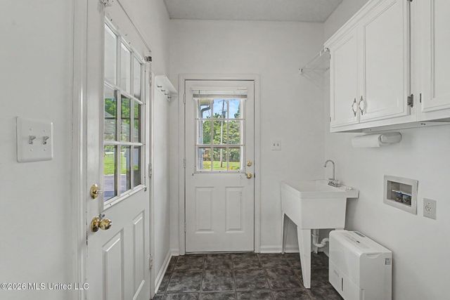 64 Tamim Cove, Byhalia, MS 38611