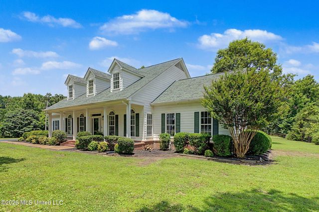 64 Tamim Cove, Byhalia, MS 38611