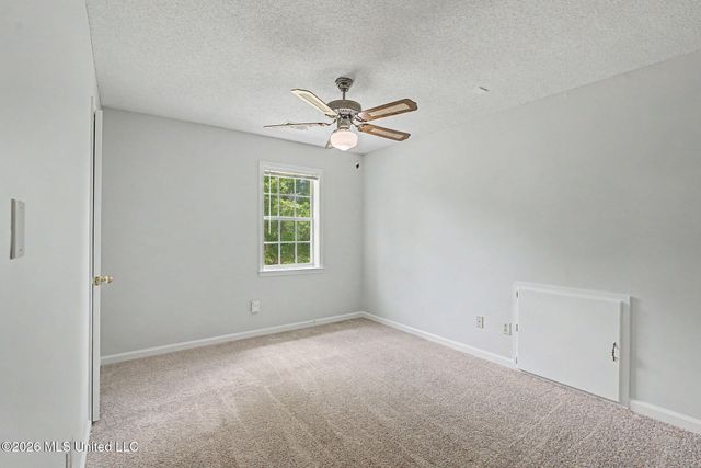 64 Tamim Cove, Byhalia, MS 38611