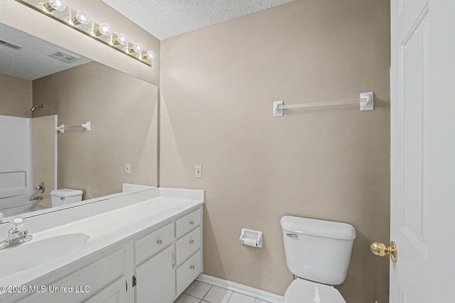64 Tamim Cove, Byhalia, MS 38611