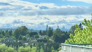 3980 129th Place SE #B203, Bellevue, WA 98006