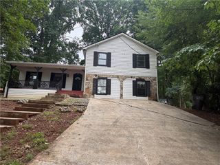 4960 Cold Springs Drive NW, Lilburn, GA 30047