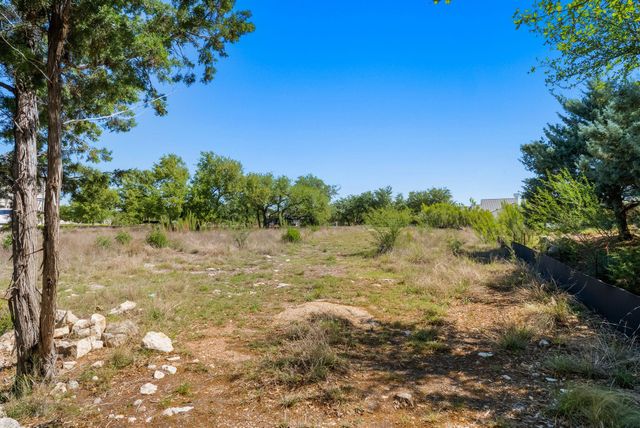 8708 Bellancia DR, Austin, TX 78738