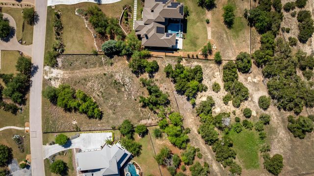 8708 Bellancia DR, Austin, TX 78738