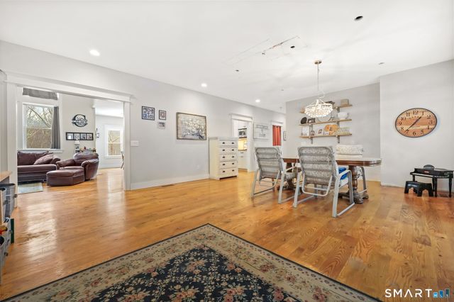 14 Laurelwood Drive, New Fairfield, CT 06812