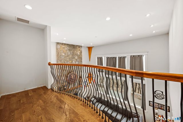 14 Laurelwood Drive, New Fairfield, CT 06812