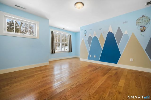 14 Laurelwood Drive, New Fairfield, CT 06812