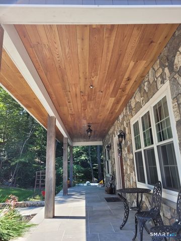 14 Laurelwood Drive, New Fairfield, CT 06812