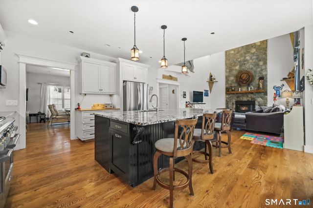 14 Laurelwood Drive, New Fairfield, CT 06812