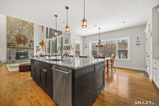 14 Laurelwood Drive, New Fairfield, CT 06812