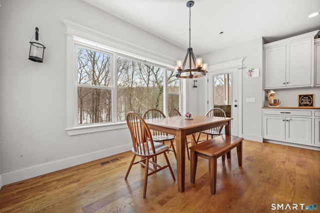 14 Laurelwood Drive, New Fairfield, CT 06812