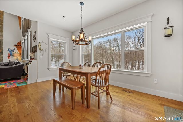 14 Laurelwood Drive, New Fairfield, CT 06812