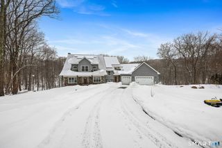 14 Laurelwood Drive, New Fairfield, CT 06812