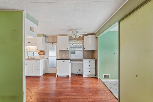2000 E BAY DRIVE 25, Largo, FL 33771