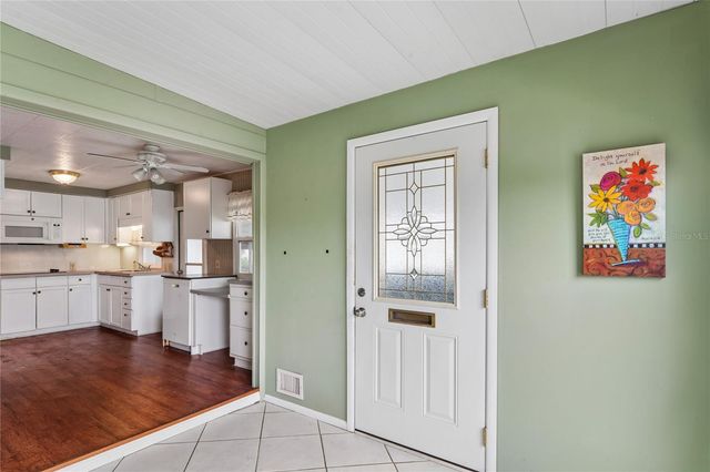 2000 E BAY DRIVE 25, Largo, FL 33771