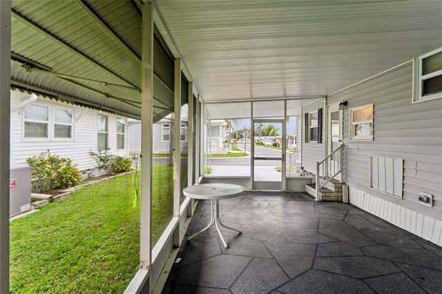 2000 E BAY DRIVE 25, Largo, FL 33771