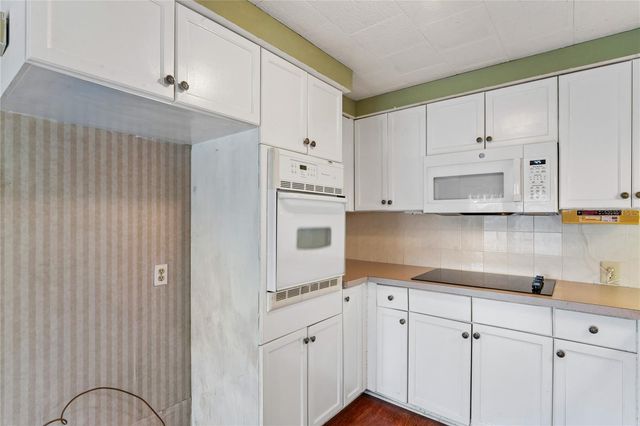 2000 E BAY DRIVE 25, Largo, FL 33771