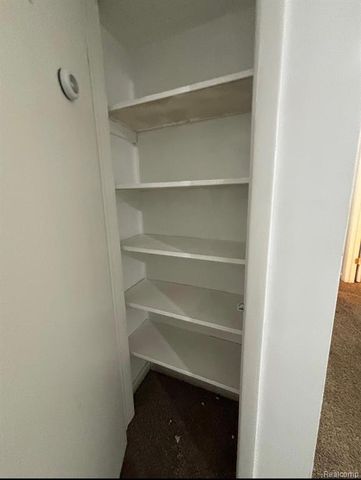 6375 Helen Street, Garden City, MI 48135