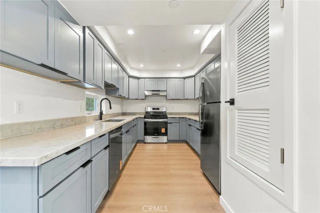 176 N Catalina Ave 102, Pasadena, CA 91106
