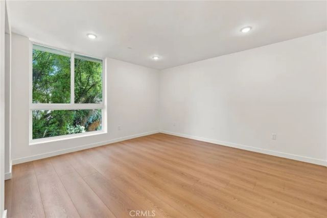 176 N Catalina Ave 102, Pasadena, CA 91106