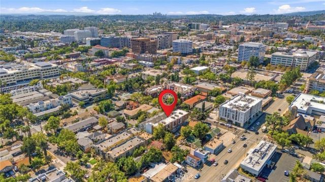 176 N Catalina Ave 102, Pasadena, CA 91106