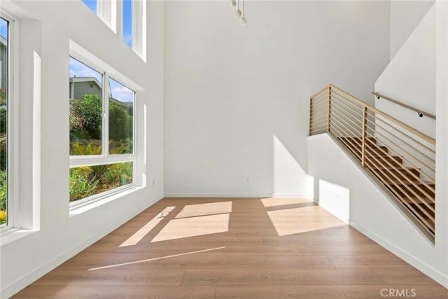 176 N Catalina Ave 102, Pasadena, CA 91106