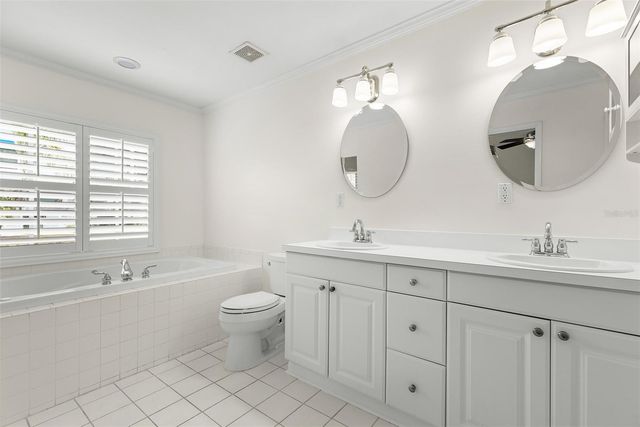 4813 W BAY VILLA AVENUE, Tampa, FL 33611